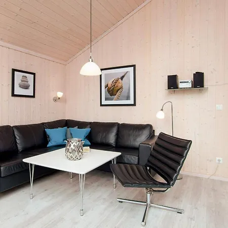 Cosy Coastal For 6 Guests Großenbrode