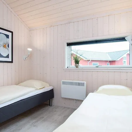 Cosy Coastal For 6 Guests * Großenbrode